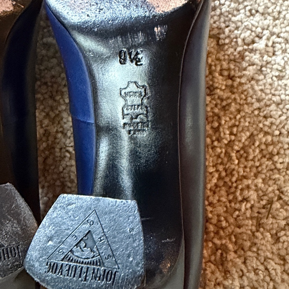 John Fluevog Big Presence Davis Classy Loafer Heels Black & Blue Leather 9.5 - Picture 13 of 13